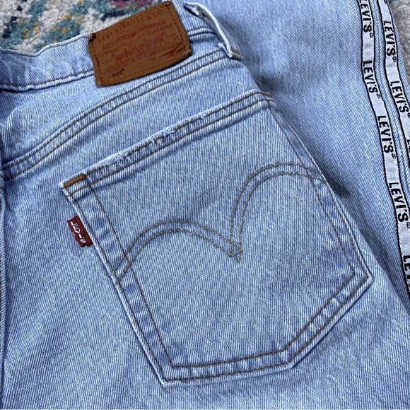 Levi’s 501° Original Sport Stripe Cropped Women’s Jeans - Picture 14 of 16